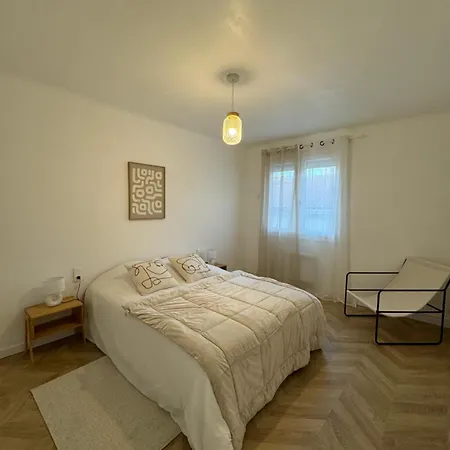 T3 Proche Toutes Commodites דירה פרפיניין